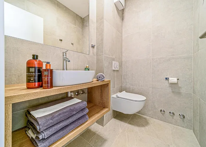 Feriehus In With Kitchen